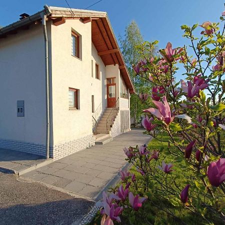Holiday Home Green Sarajevo Buitenkant foto